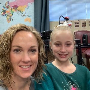 Meet your Posher, Holly